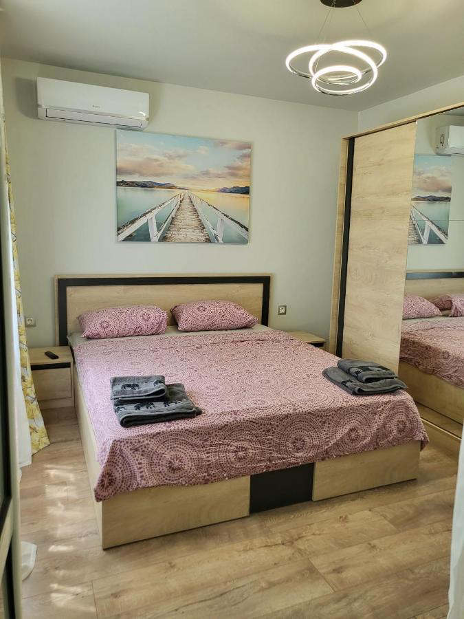 Apartments Relax 3&4 Varna Exterior photo